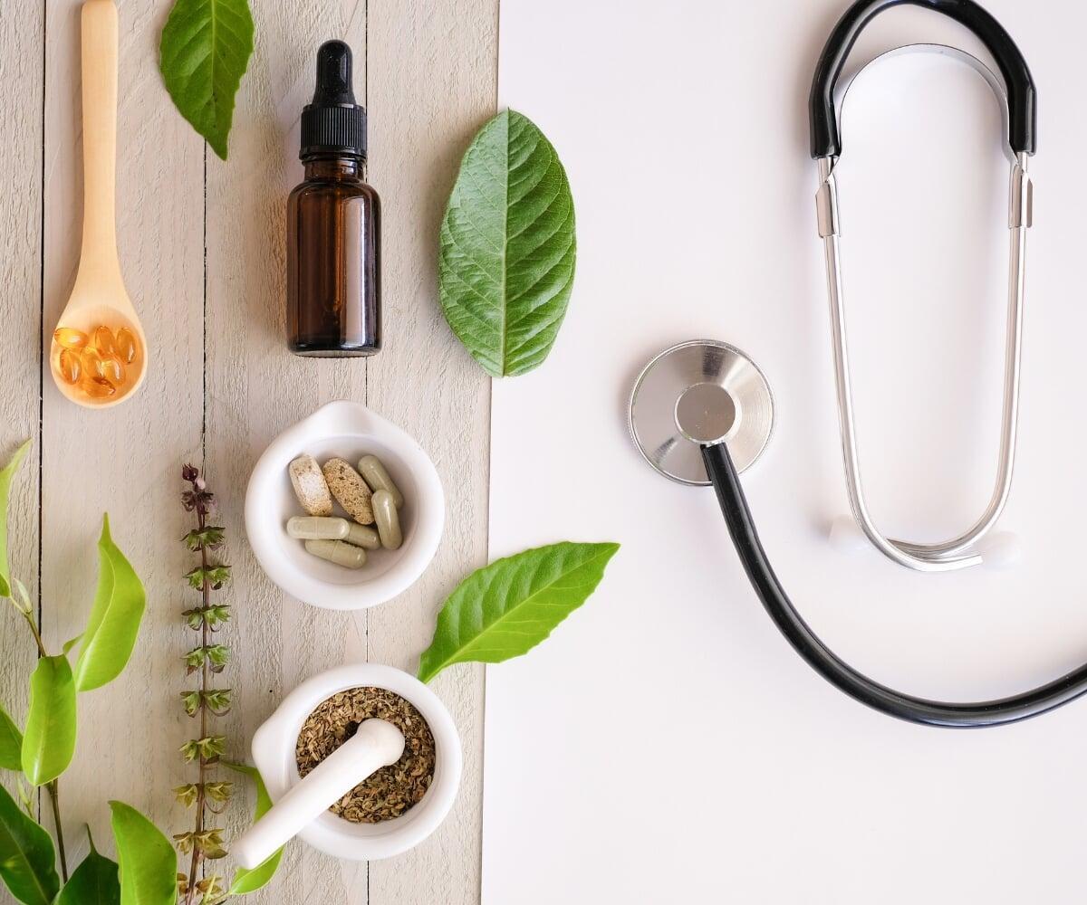 Natural o medicamentos: Cuál es la mejor opción para ti?